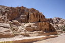 Petra tombeau aux obelisques 001