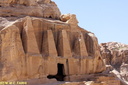 Petra tombeau aux obelisques 002